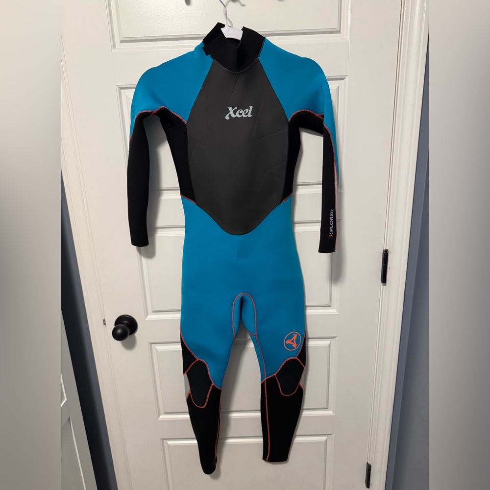 XCEL Youth Xplorer Wetsuit Full Body Size 12, Ultrastretch Black Blue Neoprene